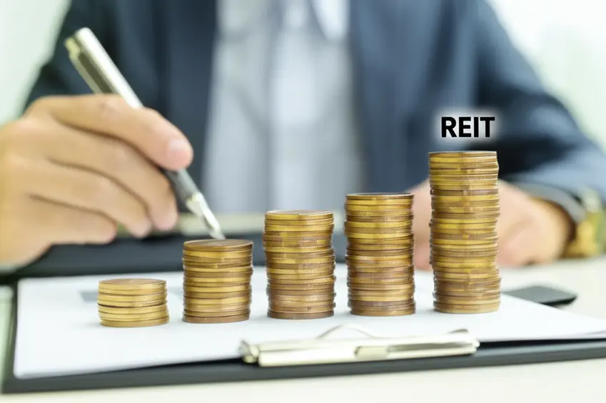 104_a-graphic-showing-the-structure-of-a-reit-portfolio-1745218472702